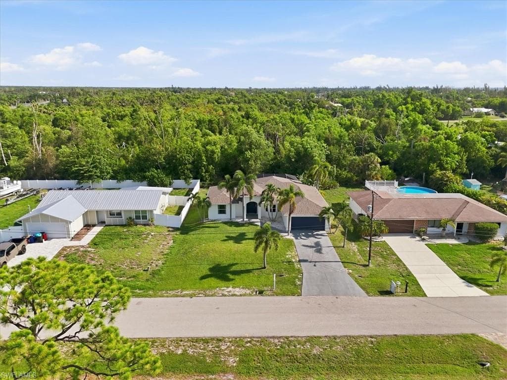 5748 Linden LN-3