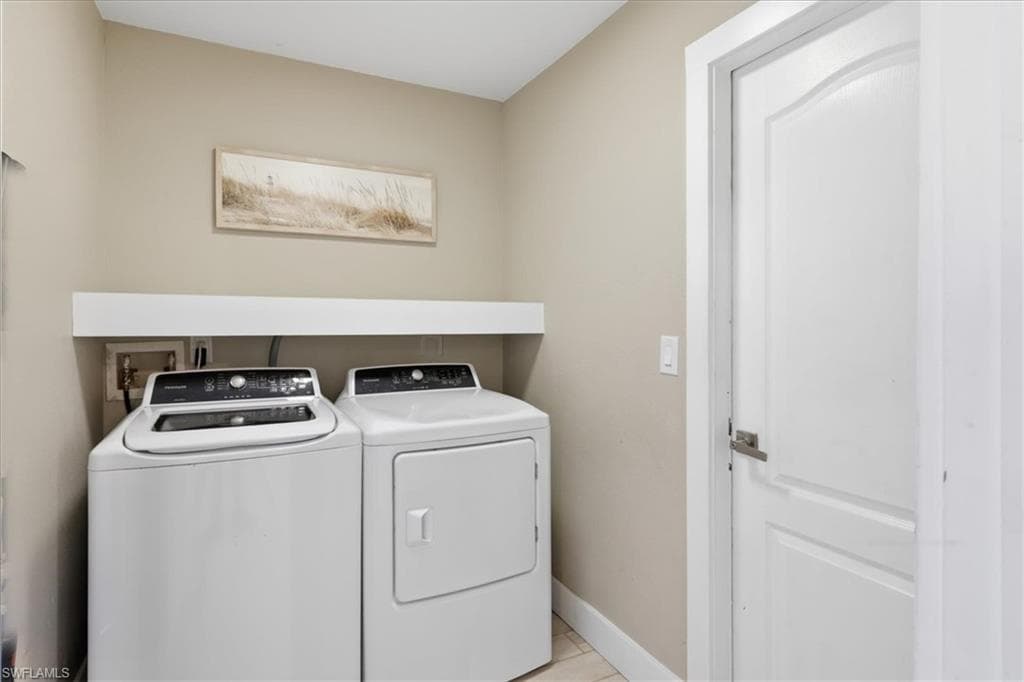 5748 Linden LN-36