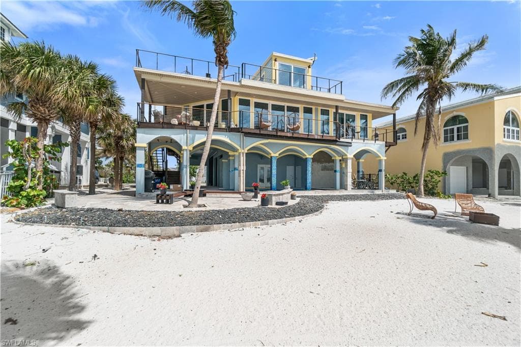 8124 Estero BLVD-32