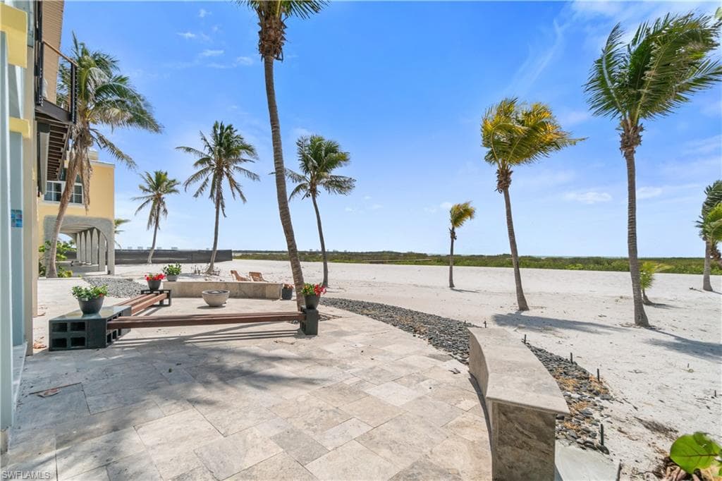 8124 Estero BLVD-33
