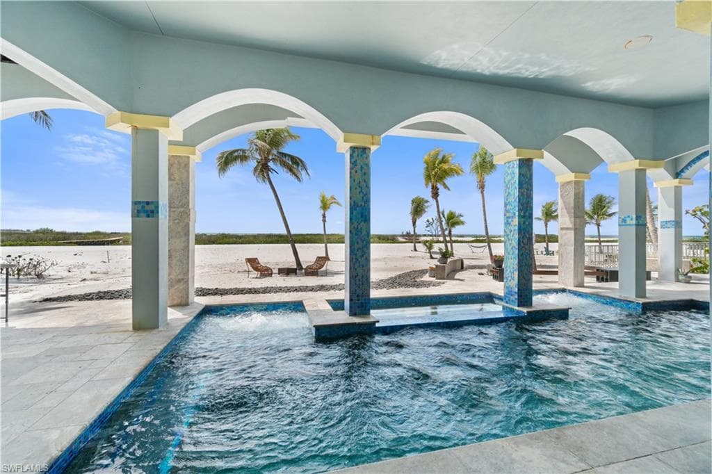 8124 Estero BLVD-29