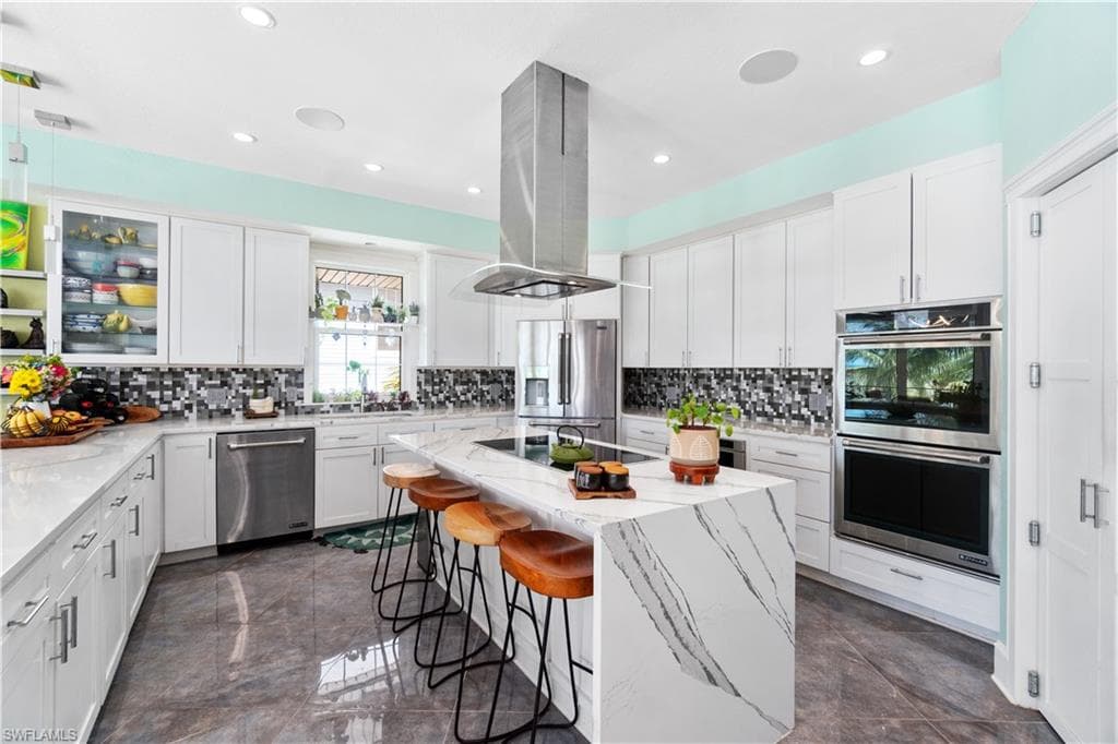 8124 Estero BLVD-4