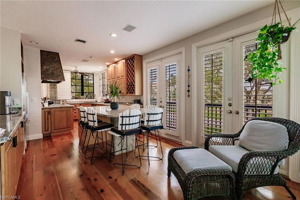376 Leatherfern LN-16