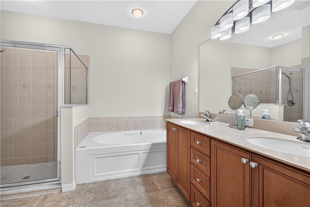 13818 Village Creek DR-23