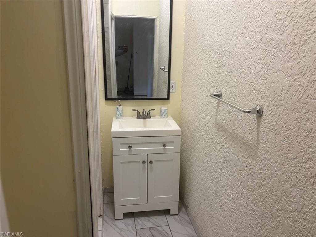 923 Sunrise BLVD-8