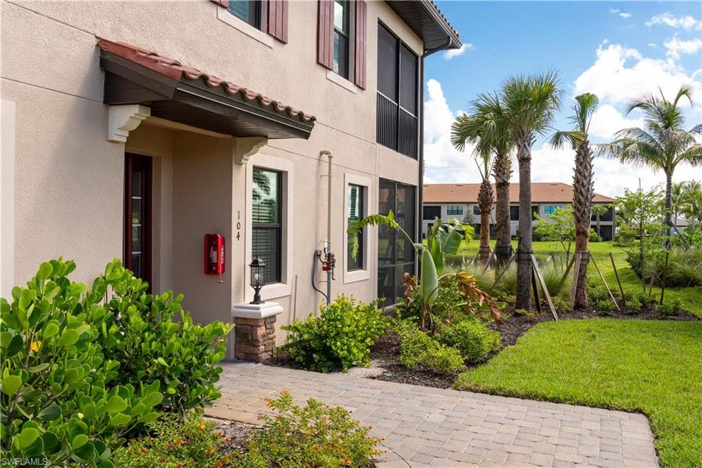 15335 LUCERNA ST 104-6