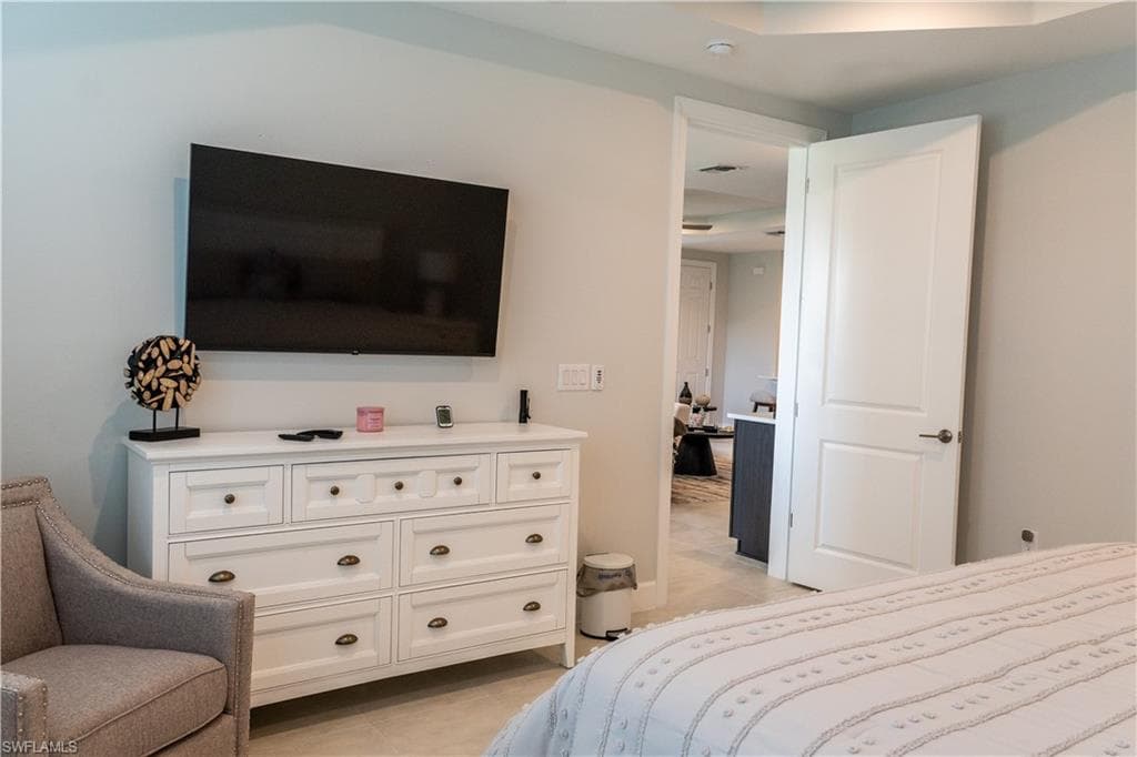 15335 LUCERNA ST 104-15