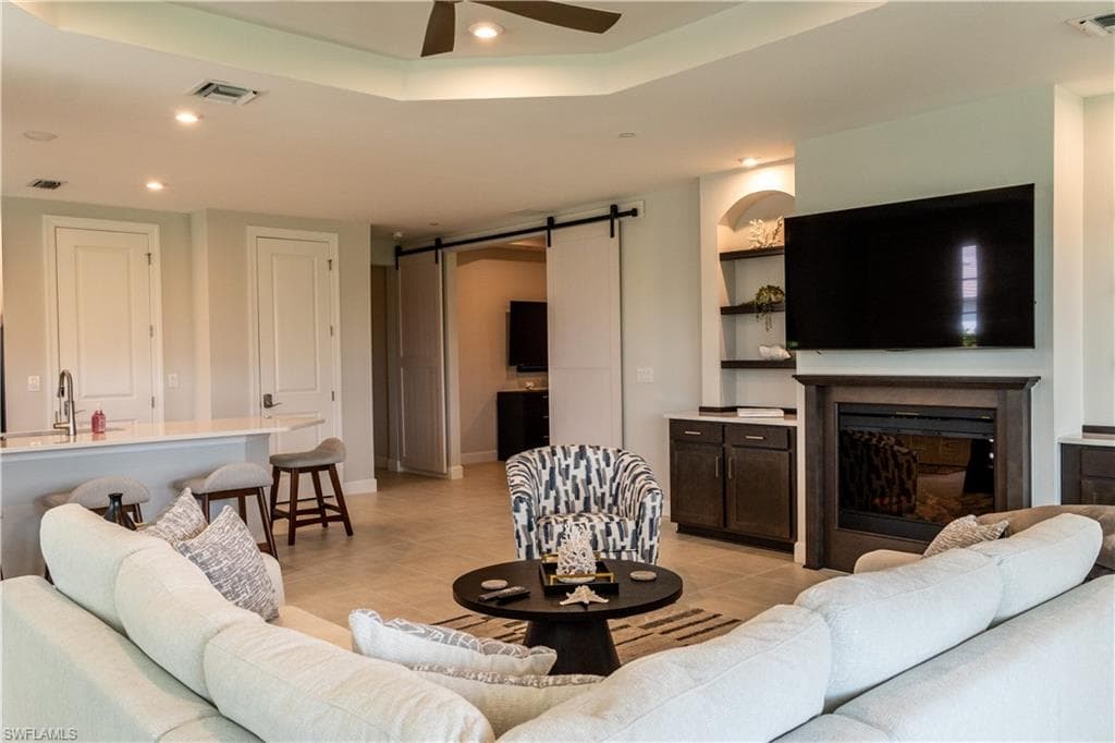 15335 LUCERNA ST 104-11