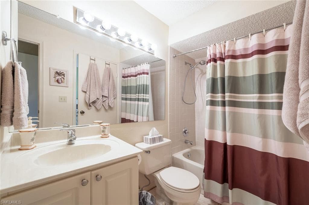2190 Arbour Walk CIR 2221-17