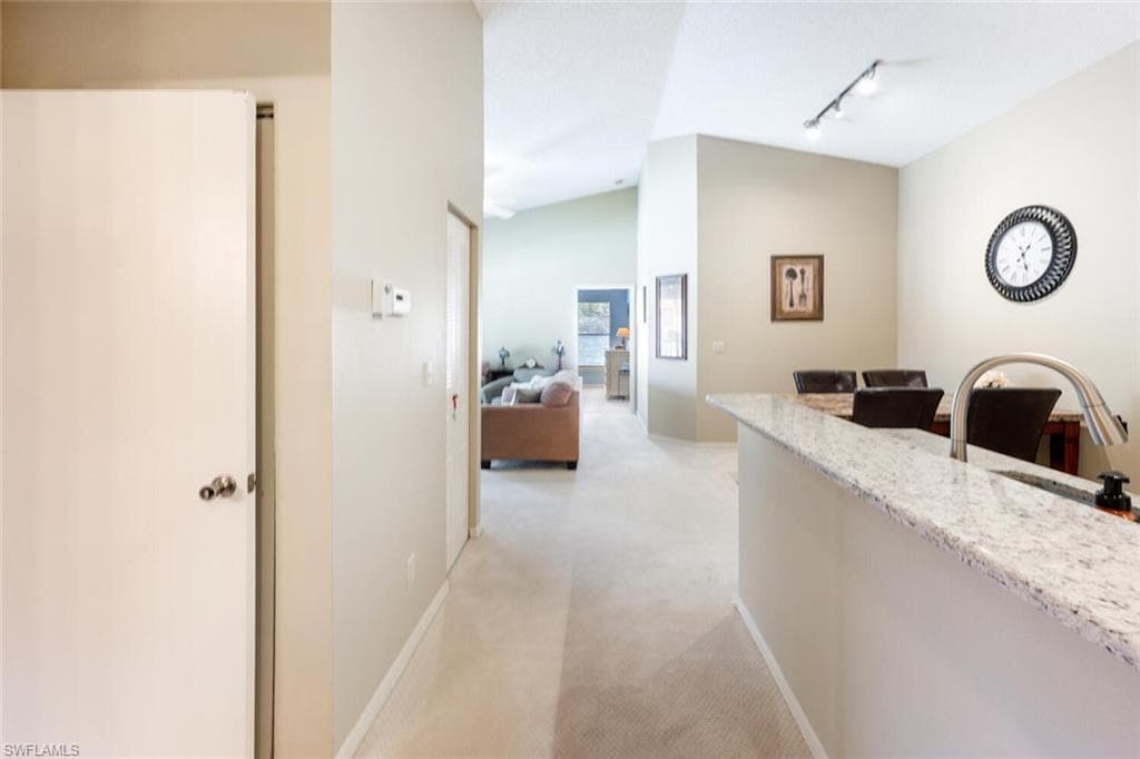 2190 Arbour Walk CIR 2221-10