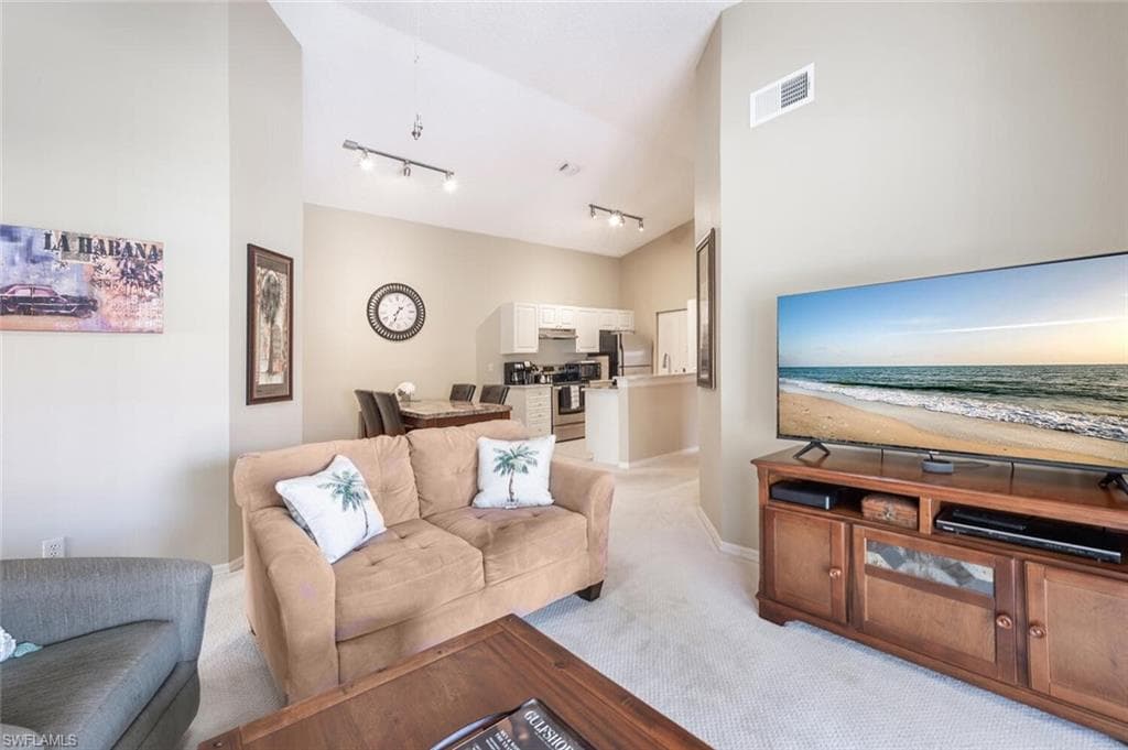2190 Arbour Walk CIR 2221-11