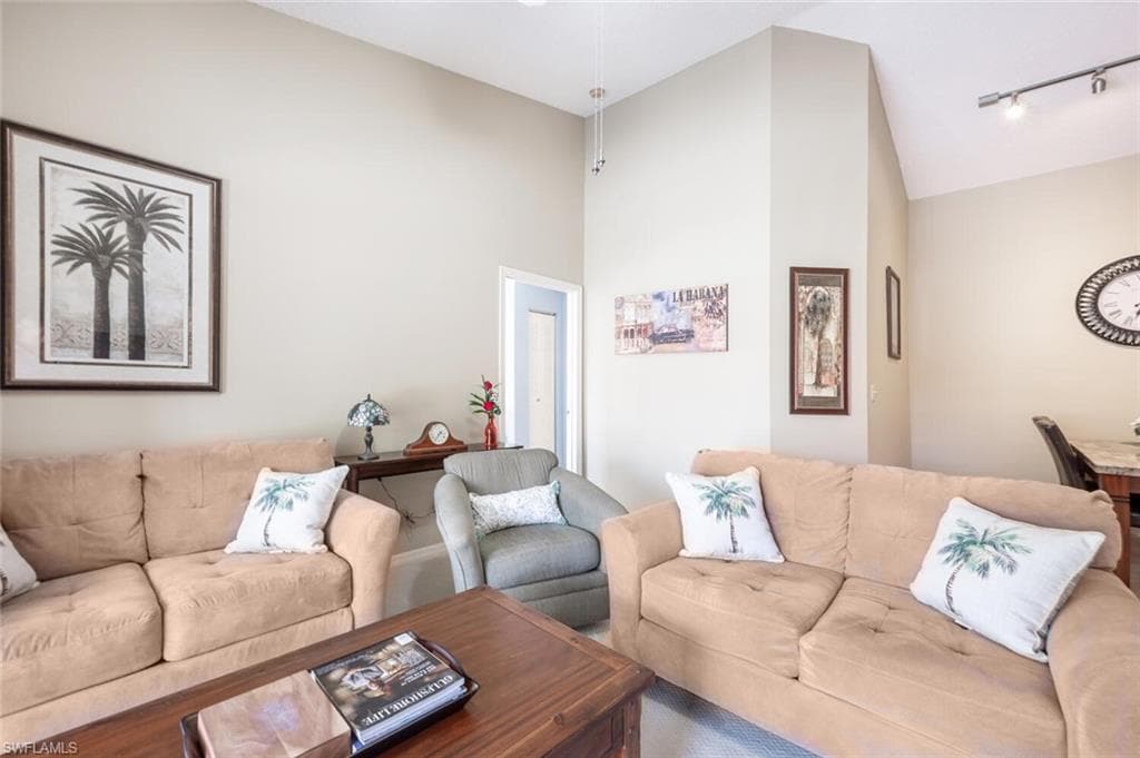 2190 Arbour Walk CIR 2221-4