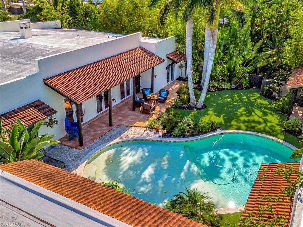 1291 Caloosa DR-3