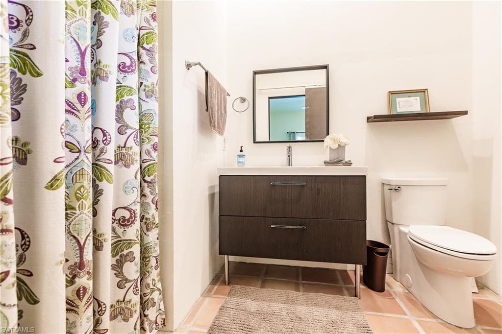 1291 Caloosa DR-14
