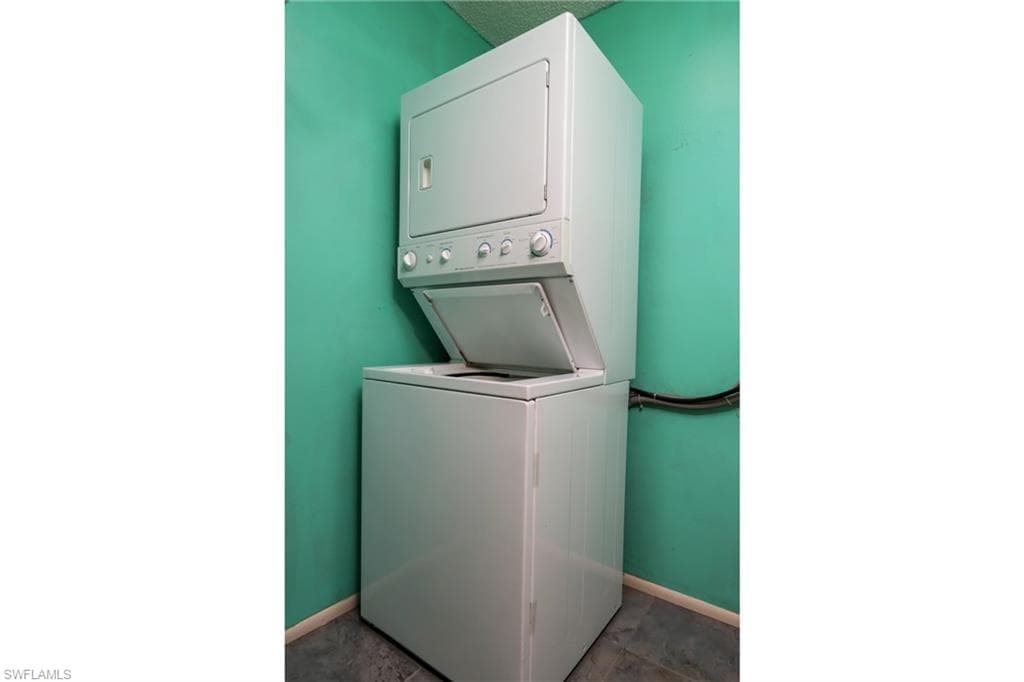 25484 Cockleshell DR 901-22
