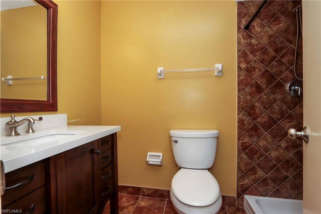 25484 Cockleshell DR 901-21