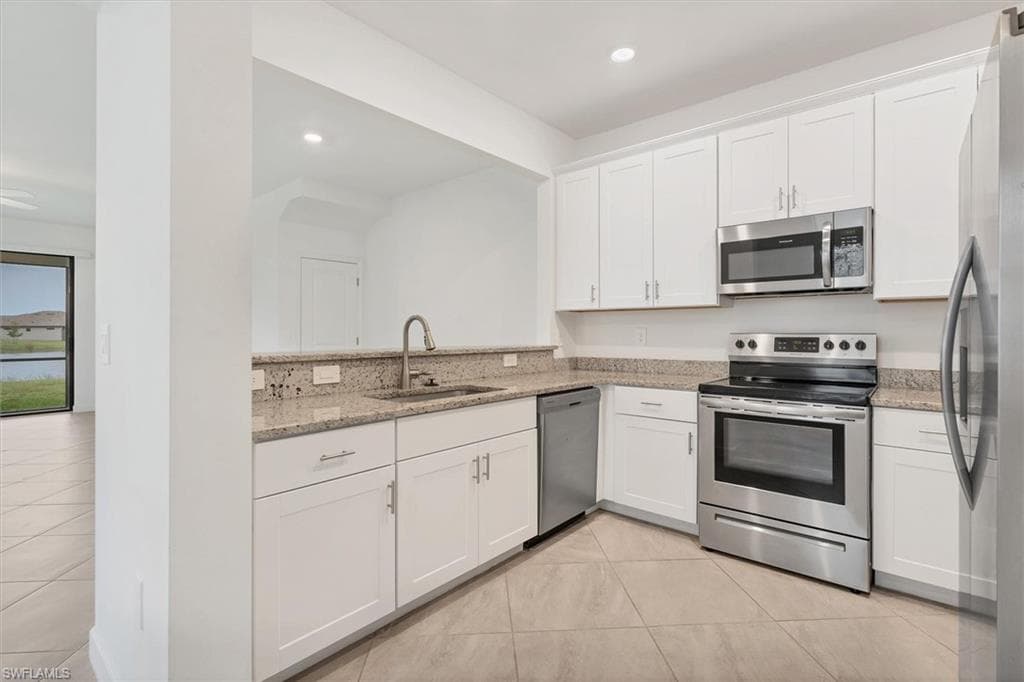 14204 Pine Lodge LN-5