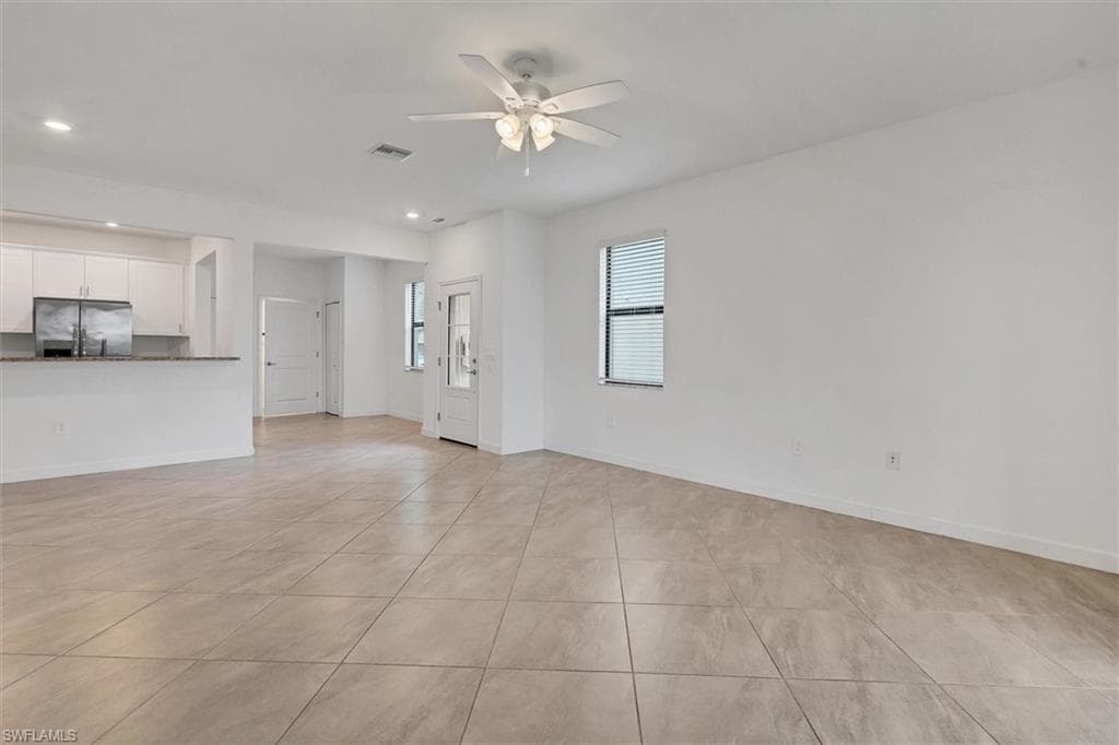 14204 Pine Lodge LN-9