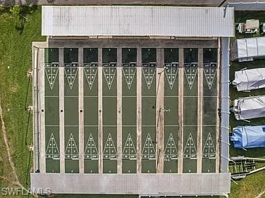 302 Shoreland DR-29