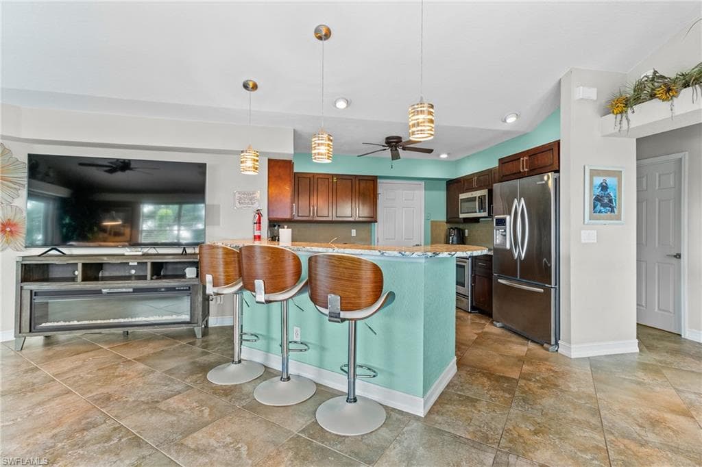 17750 Rebecca AVE-11