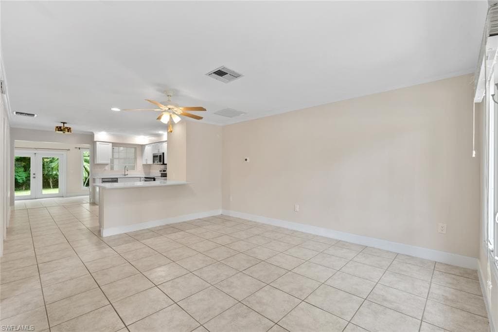 2437 Sunset AVE-3