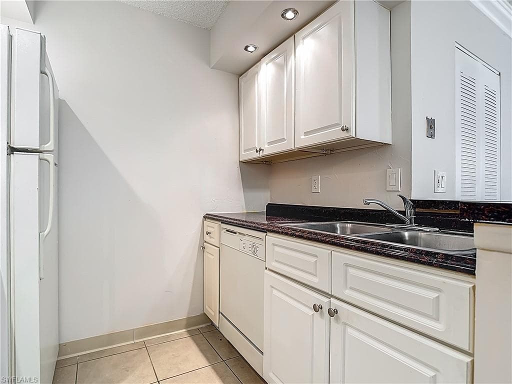 194 Santa Clara DR 12-15