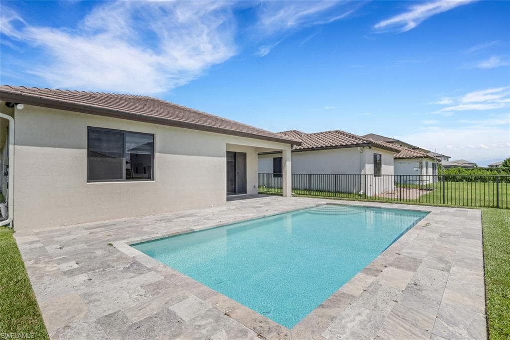 5116 Isidora LN-24