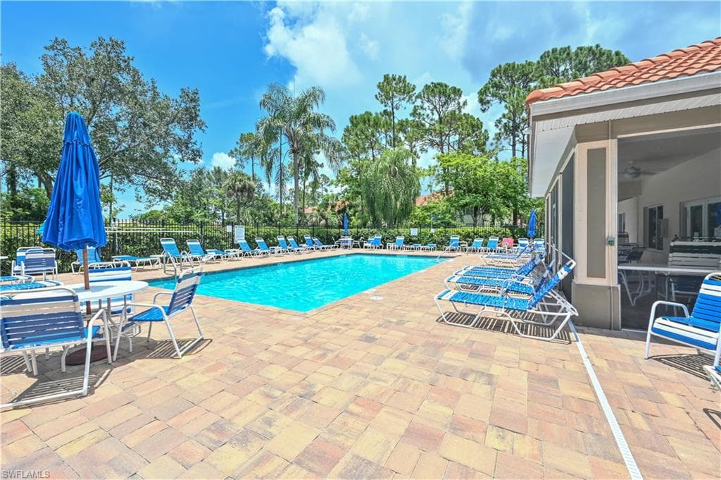 431 Valerie WAY 103-23