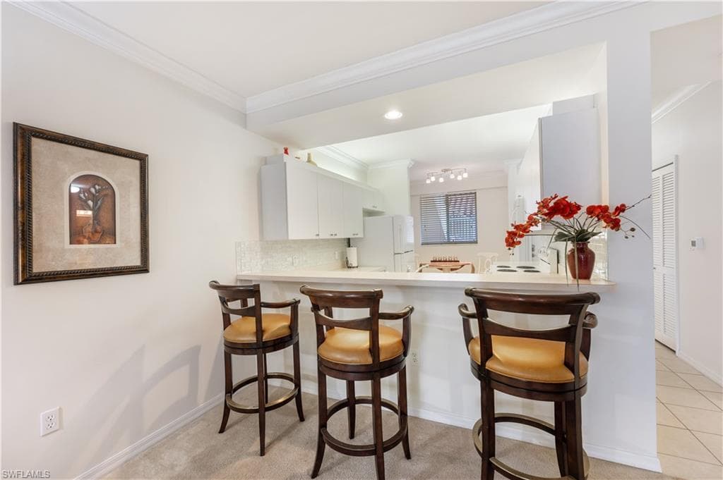431 Valerie WAY 103-5