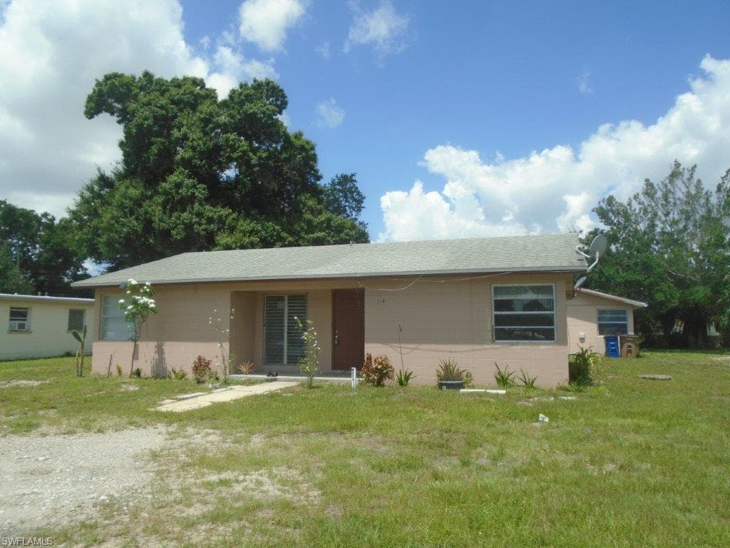 330 Ottumwa AVE-1