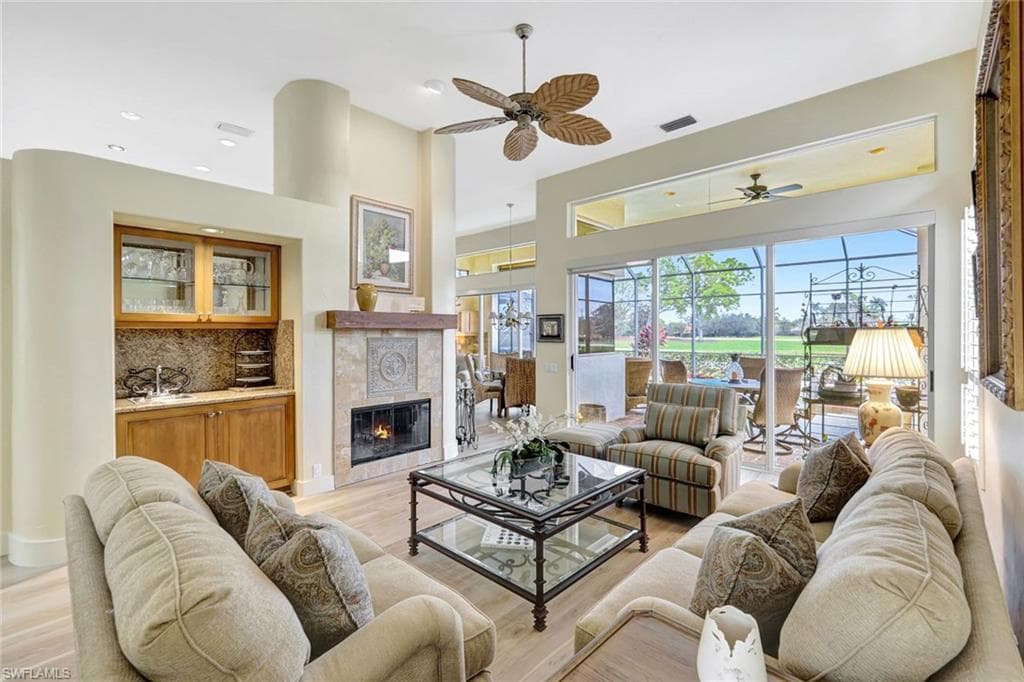 10401 Quail Crown DR-4