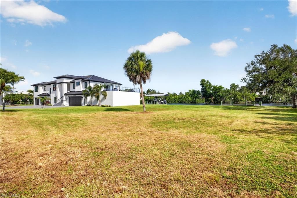 27218 High Seas LN-7