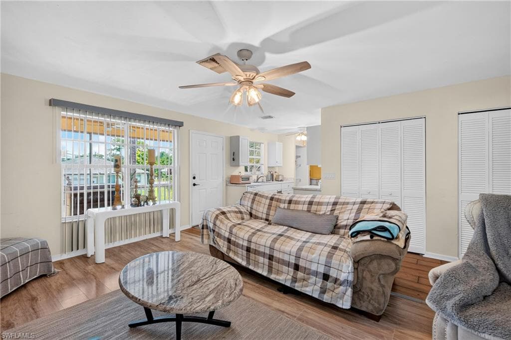 10020 Carolina ST 22-9