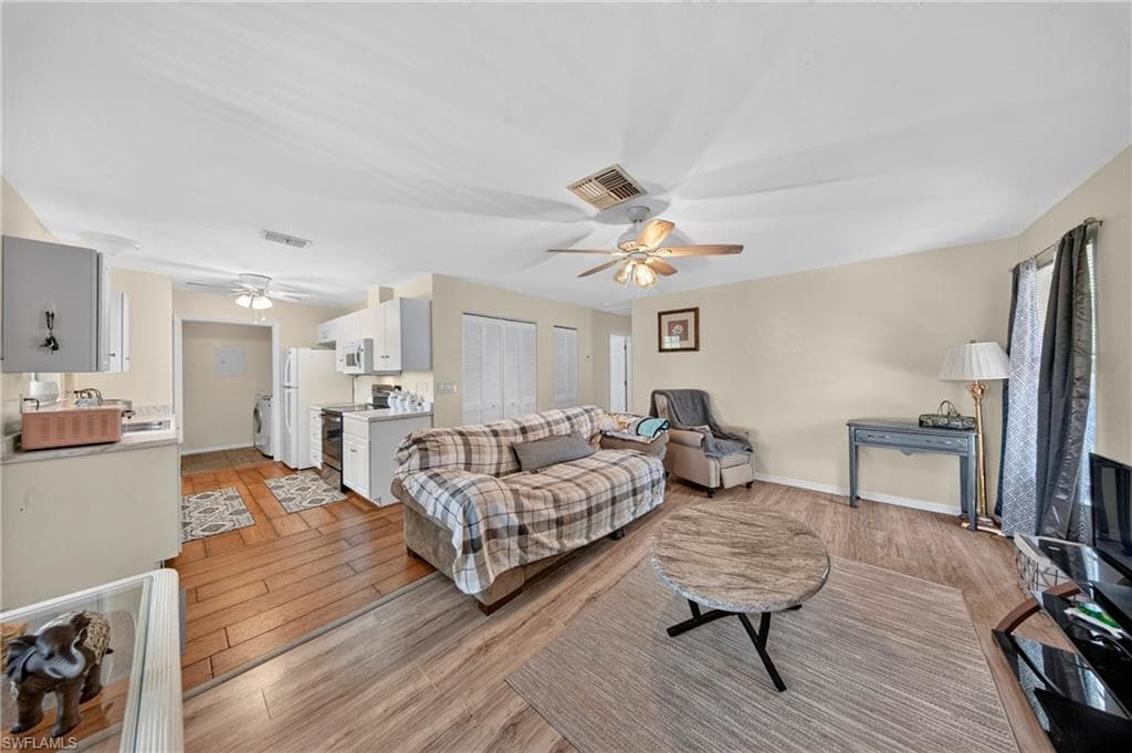 10020 Carolina ST 22-10