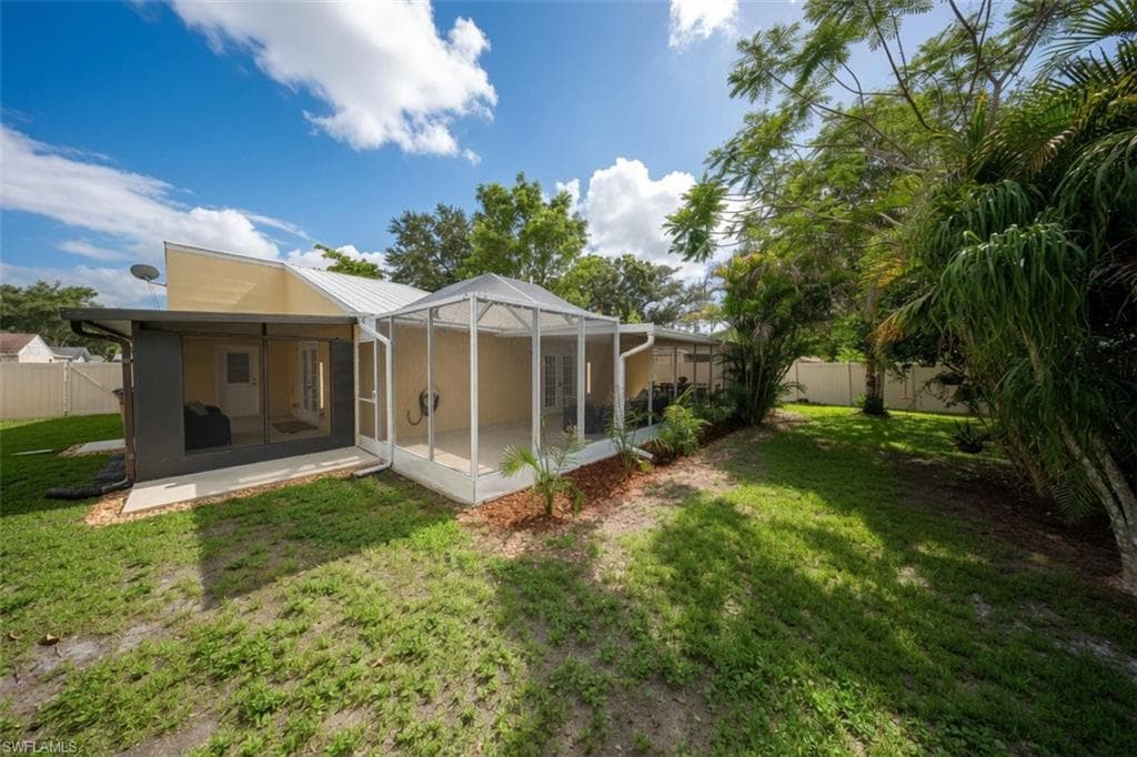 15818 Key Grass LN-24