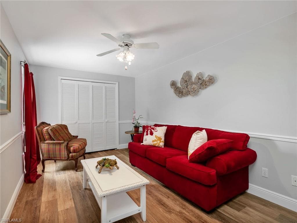 1256 Naples Lake DR-32