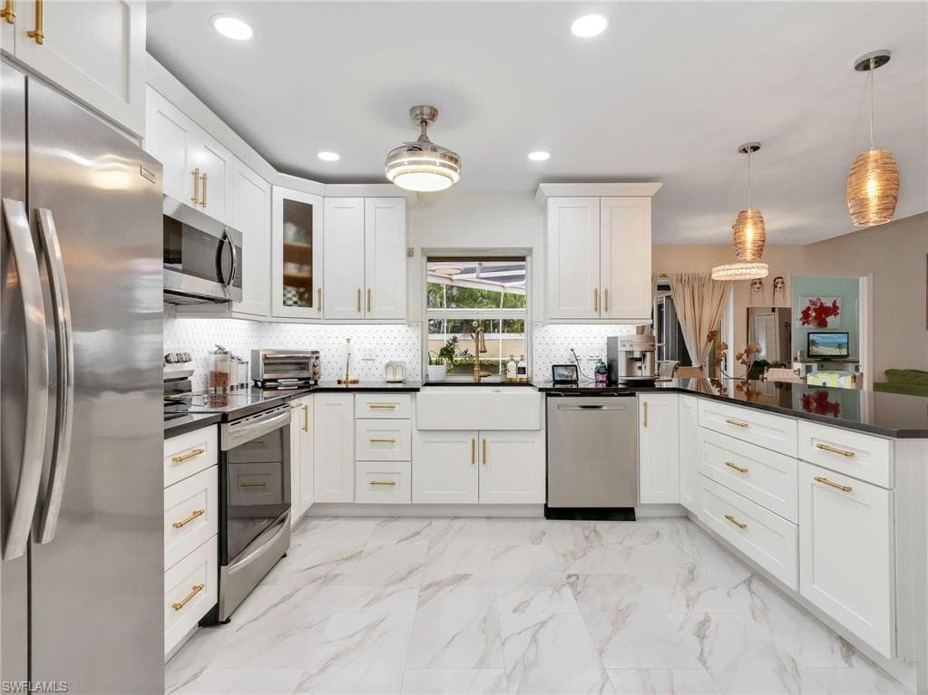 1256 Naples Lake DR-15