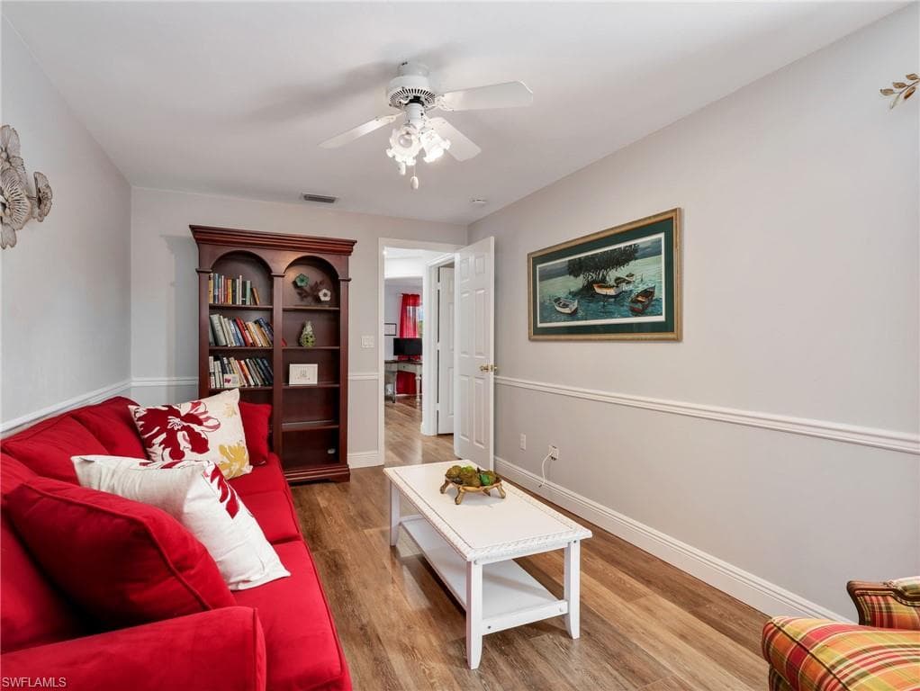 1256 Naples Lake DR-31
