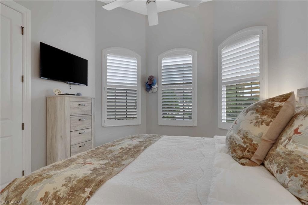 12574 Grandezza CIR-14