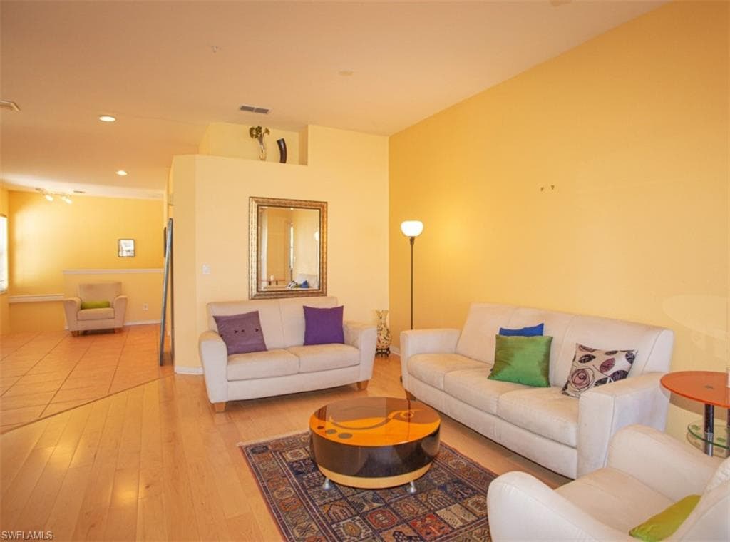 6855 Satinleaf RD S 202-17