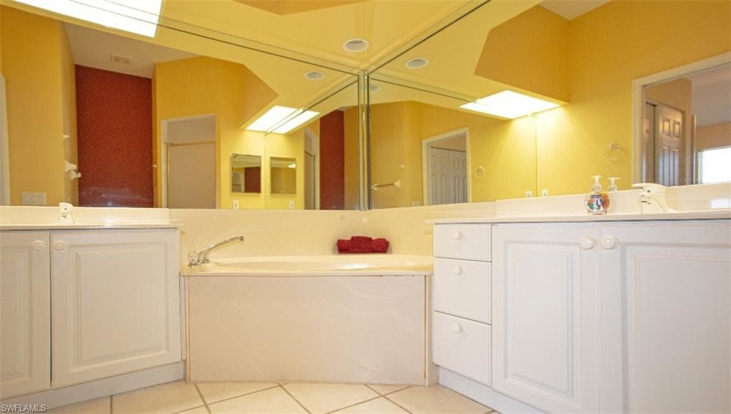 6855 Satinleaf RD S 202-24