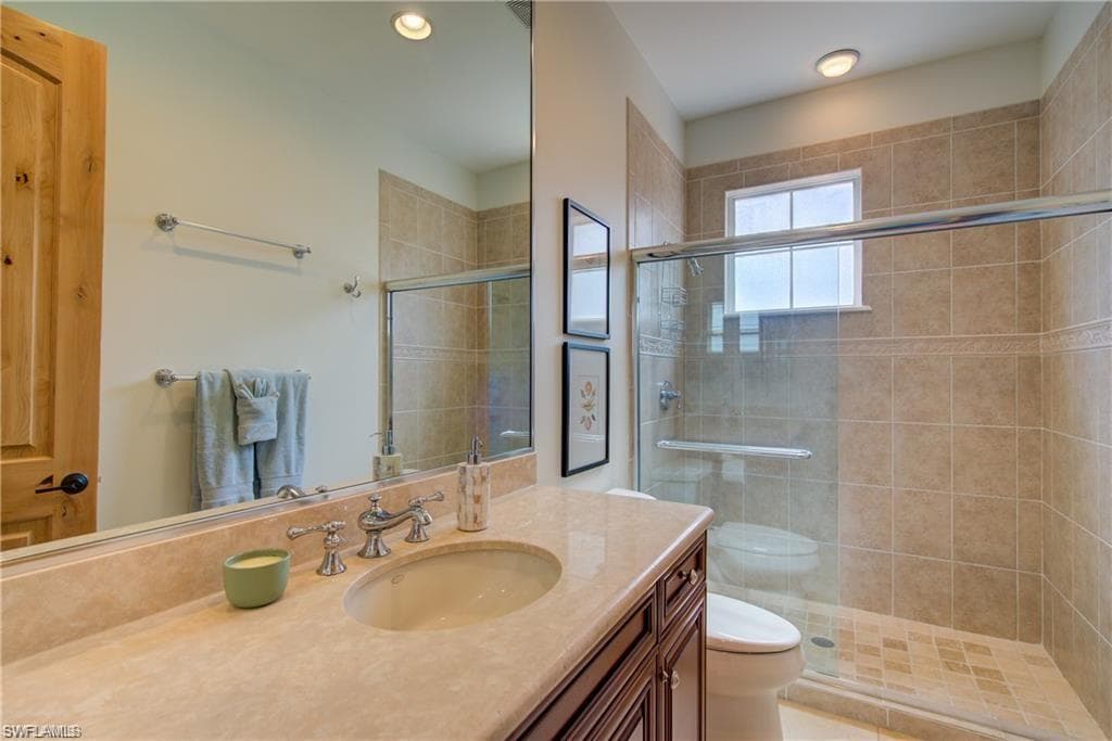 2855 Tiburon BLVD E 102-26