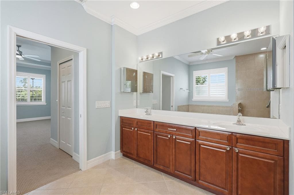 8618 Banyan Bay BLVD-16