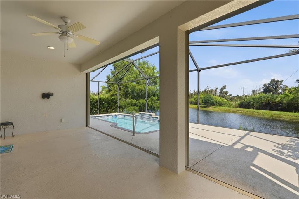 8618 Banyan Bay BLVD-28