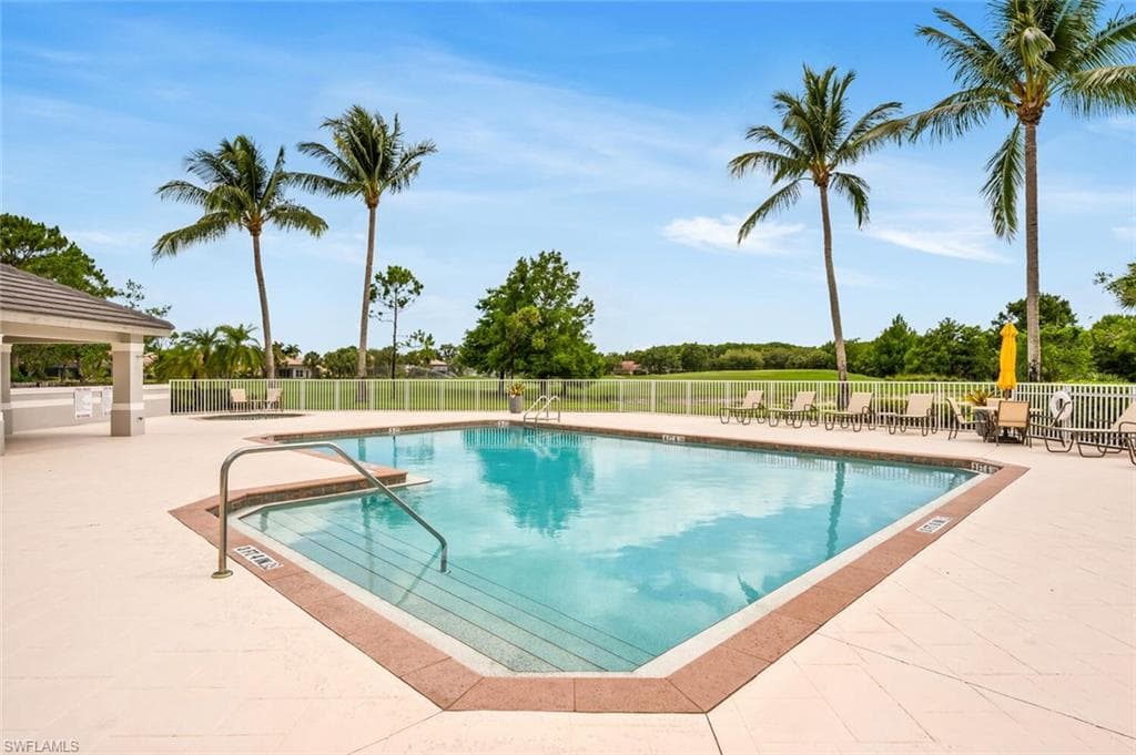 12033 Covent Garden CT 2403-15