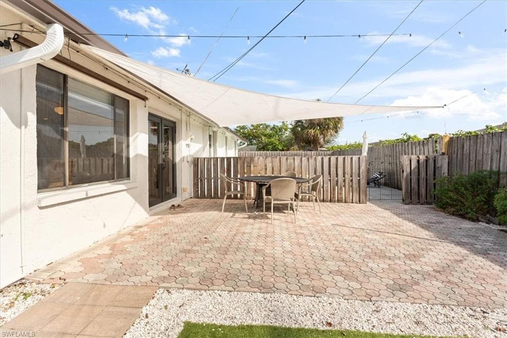 1332 Granada BLVD-35