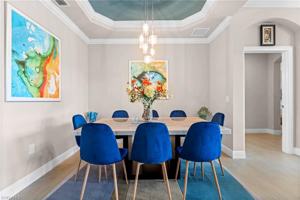 2137 FRANGIPANI CIR 102-4