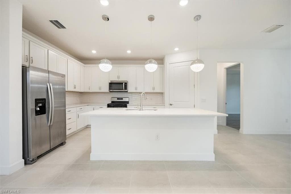 10335 Ventana LN-2