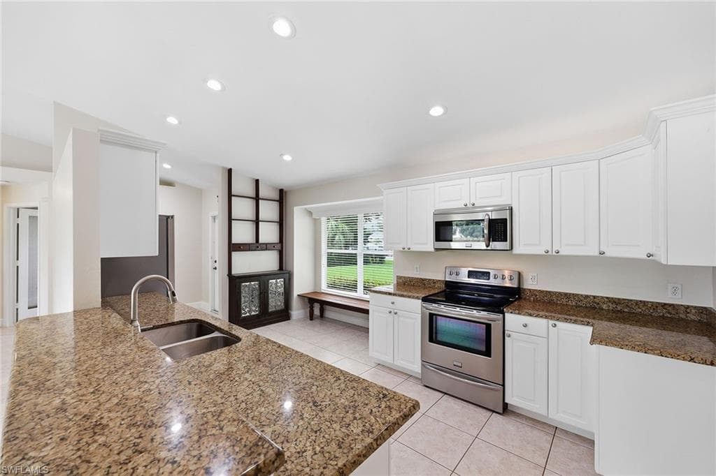 1073 Alhambra CIR-27