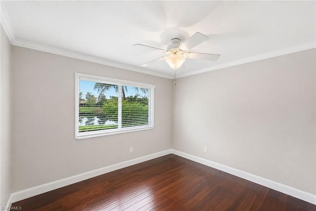 1073 Alhambra CIR-37